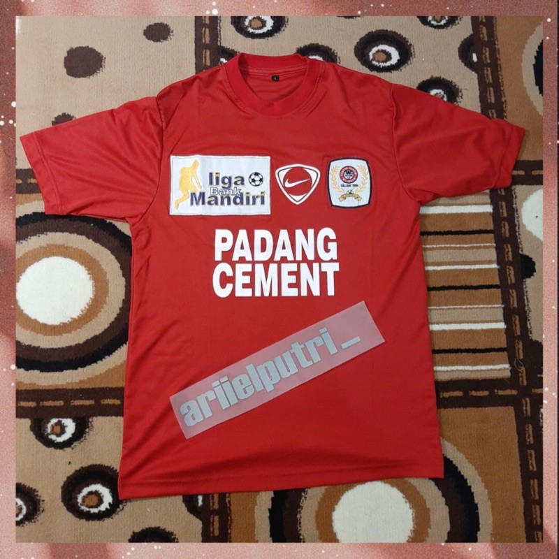 jersey semen padang liga bank mandiri 2004