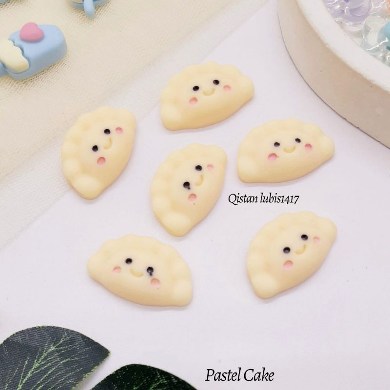 Clay Cake n ice Cream