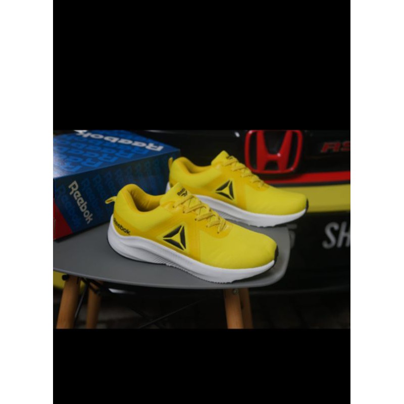 Sepatu Running Pria Reebok Murah