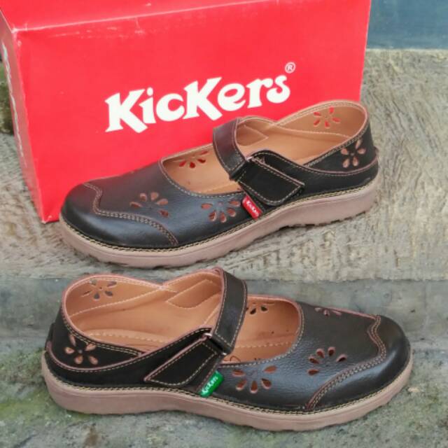 sepatu sandal kickers