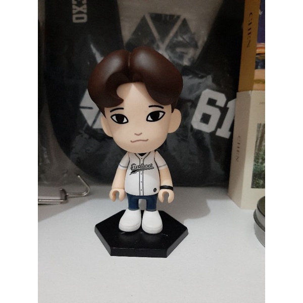 FIGURE EXO CHEN