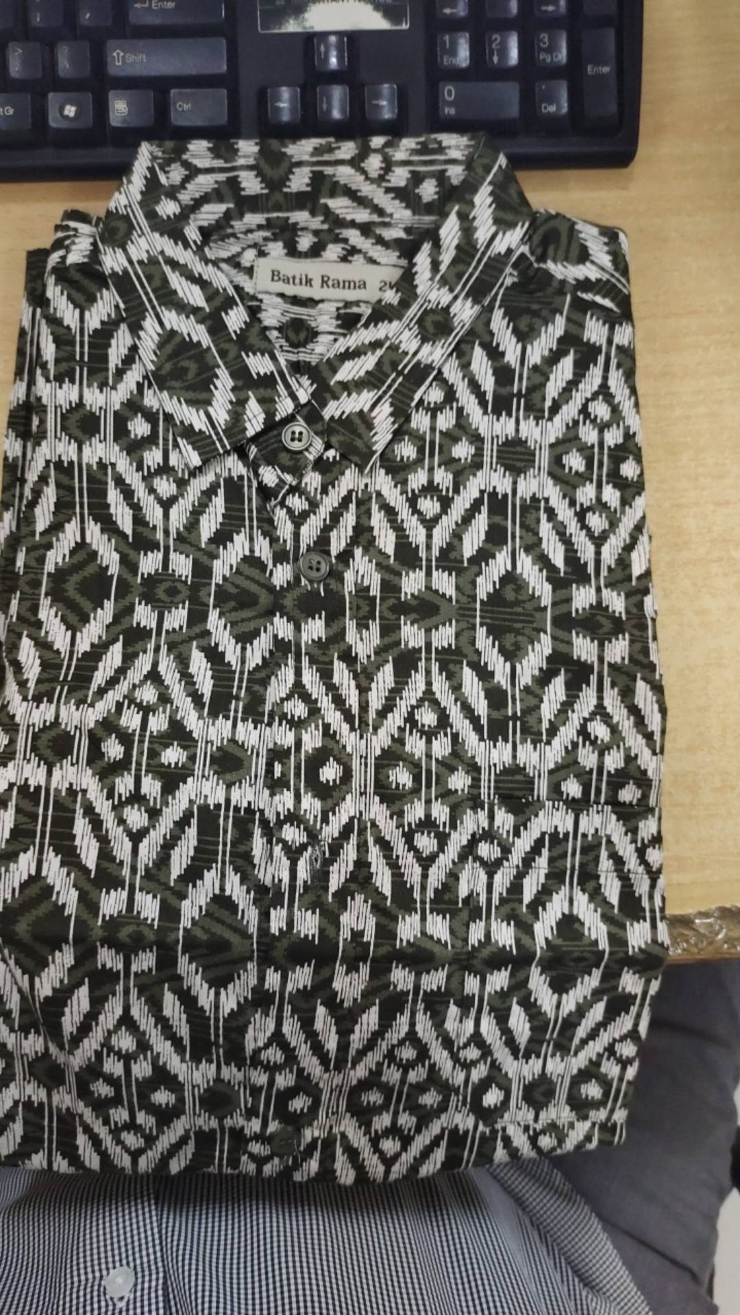 Ramayana - Kemeja Batik Pria Rama 1985