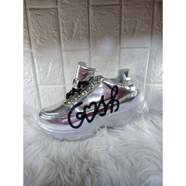 sepatu gosh Art 446