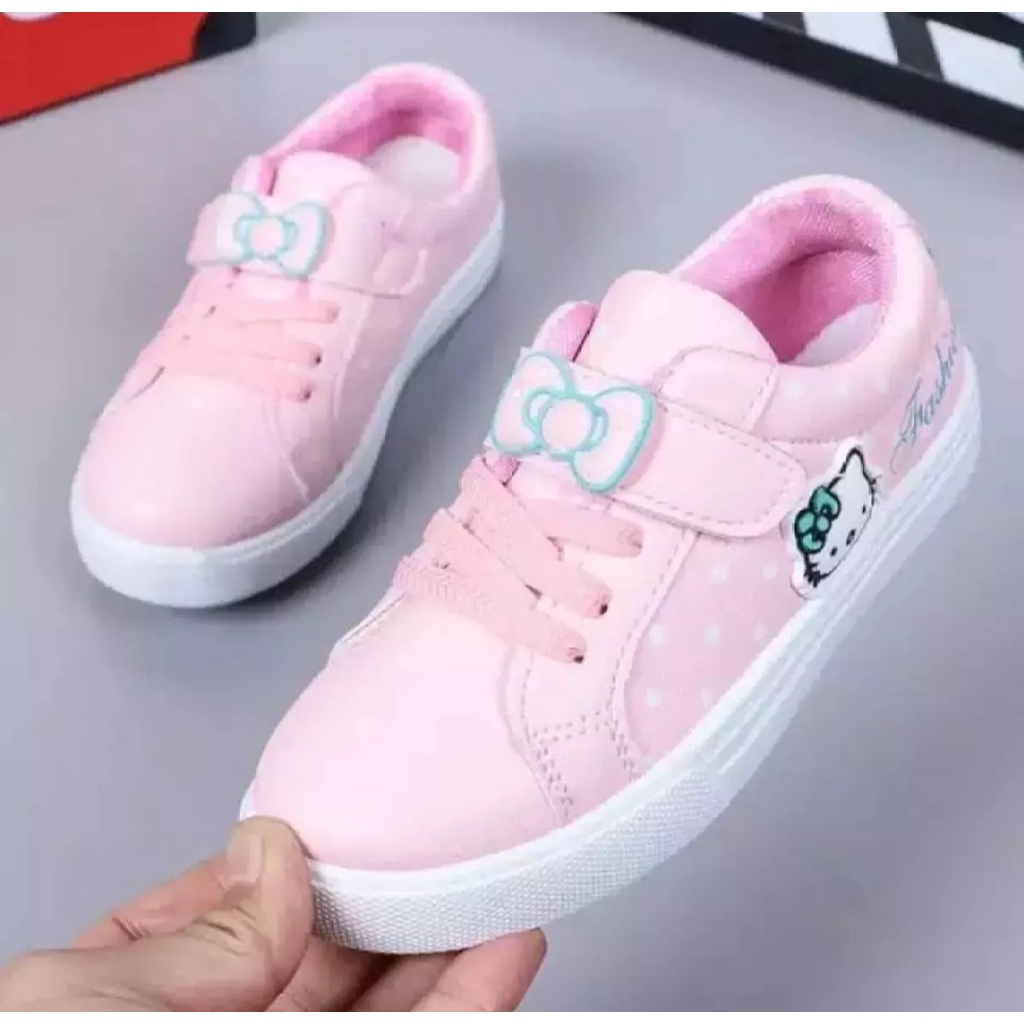 Sepatu Sneakers Anak Perempuan Murah Motif Hello Kitty Lucu dan Berkualitas 26-35 Umur 3-10 Tahun