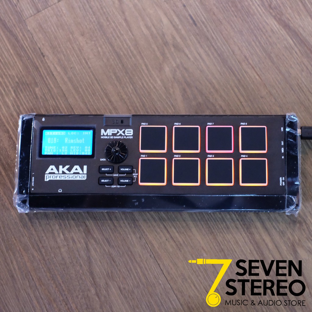 Akai MPX8 Mobile SD Sample Player