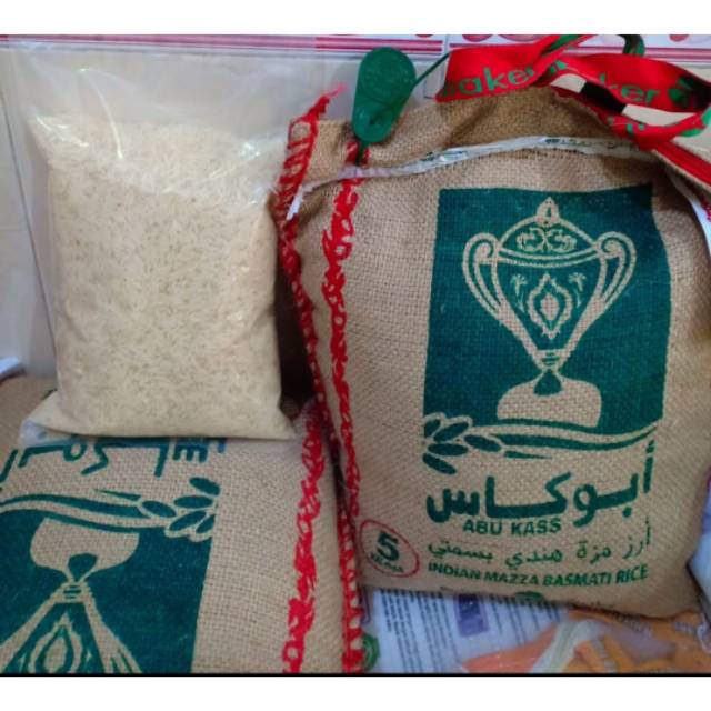

Beras basmati 1kg abu kass asli dari arab Saudi isi di kotak plastik