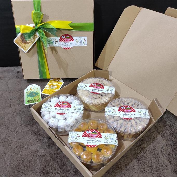 

4 KUE KERING WIJSMAN DONA/HAMPERS IMLEK/LEBARAN/NATAL XCD521XS