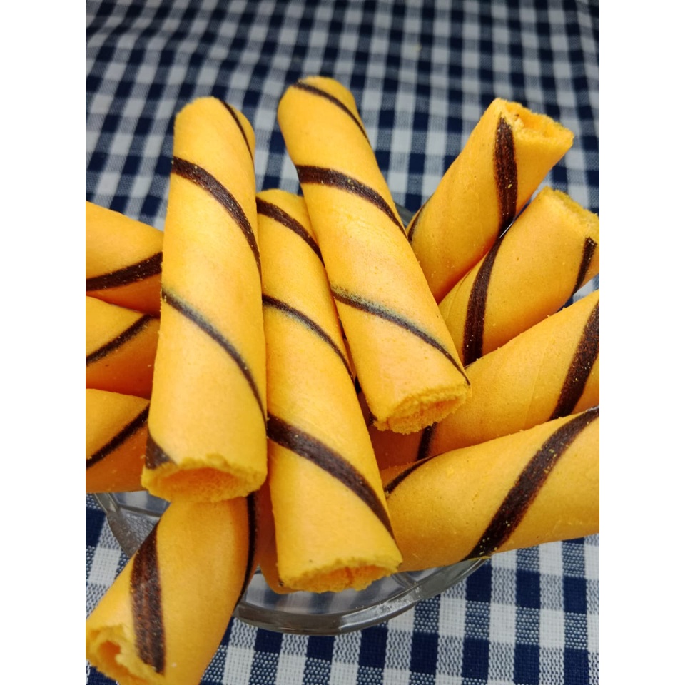 

Eggroll spesial cap Family 250 gram