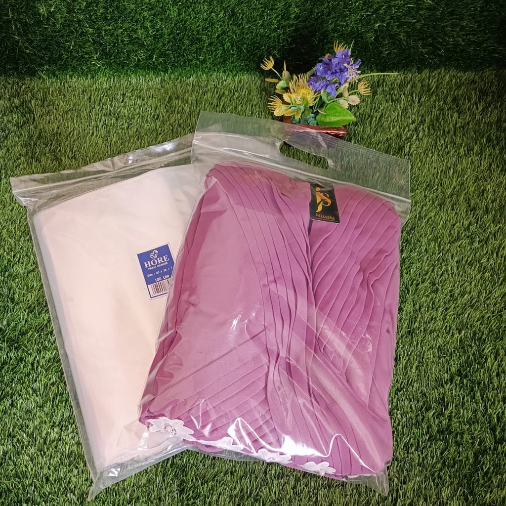 Plastik Plong ziplock 30x38+7 (per 1 pcs) /Plastik Baju Distro Kemeja Jaket Sepatu Sweater Sandal / PLASTIK KLIP / PLASTIK POND ZIPLOCK / PLASTIK Ctik/Plastik klip plong handle bening