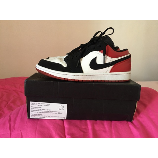 Nike Air Jordan 1 Low Black Toe
