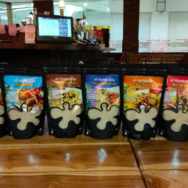 

Al Mumtazza Beras Basmati + Bumbu Siap Masak (Kebuli, Kabsah, Biryani, Bukhori, Mandhi, dll)