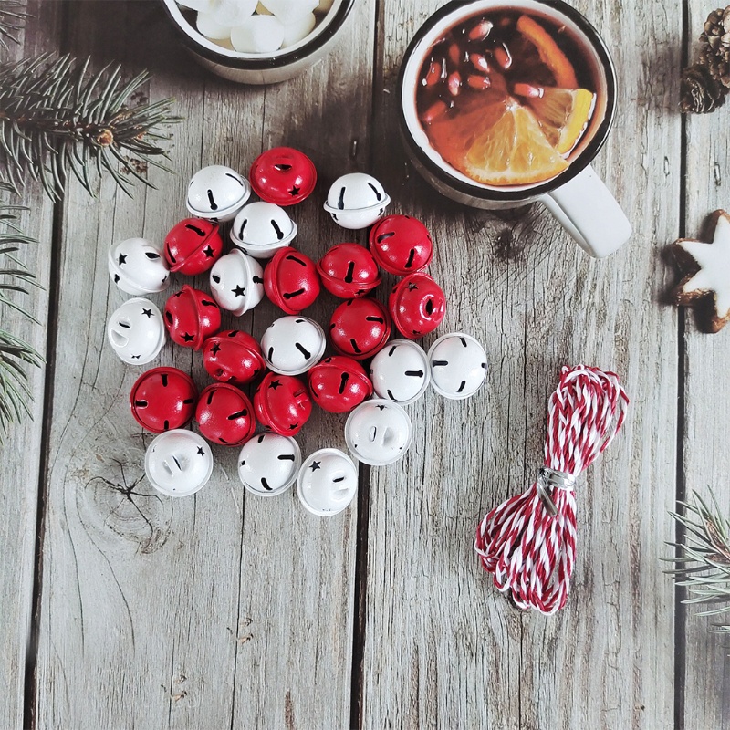 Set Bel Natal Warna Merah Dan Putih Untuk Dekorasi Rumah