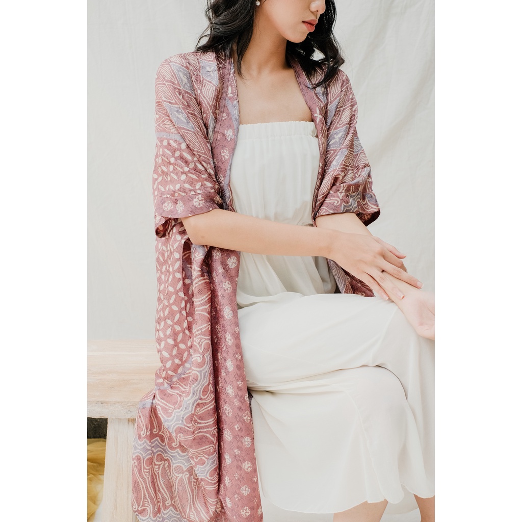 Kirana 54 Outer Kaftan Batik