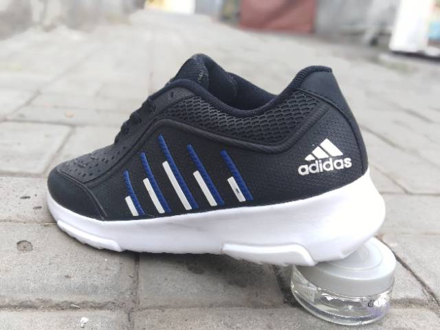 SEPATU RUNNING ADIDAS ARMOR - SEPATU SNEAKERS ADIDAS PRIA - SEPATU KETS PRIA ADIDAS