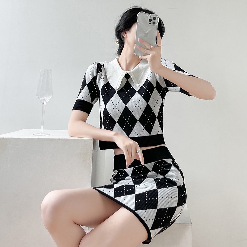 【Elegant】 Summer T-shirts Set /Crop top &amp; Skirt  Knitwear Set 7388