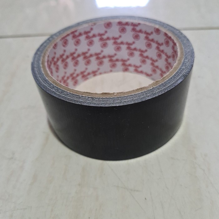 

Gaya Lakban Kain 2 Inch Hitam Berkualitas