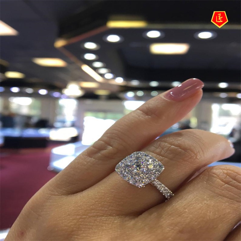 [Ready Stock]Simple Elegant Micro-Inlaid Moissanite Ring