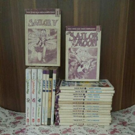 Komik sailor moon (cabutan)