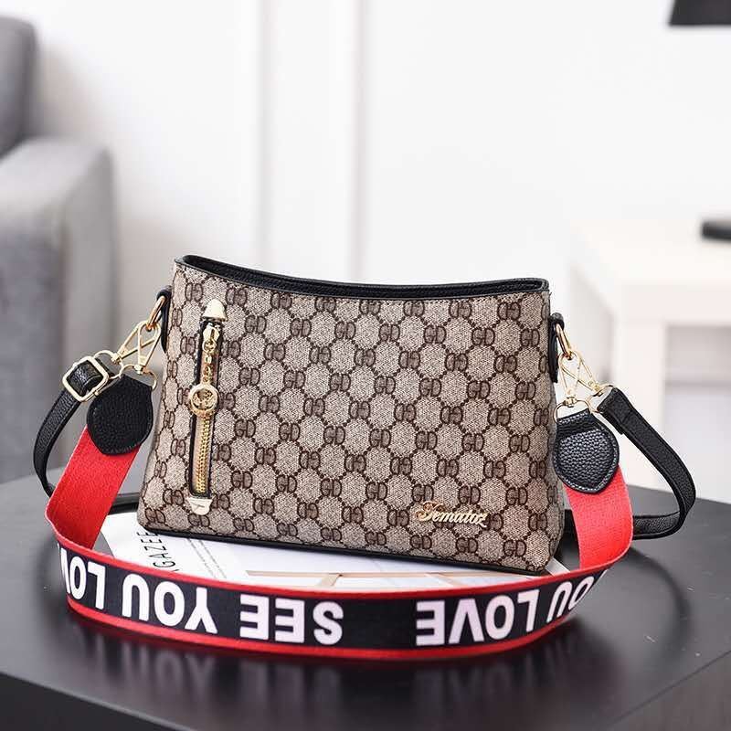 TAS HAPPY B1243 Tas batam import wanita SLINGBAG 1kg bisa 2 tas BQ2584 FB0669 CR7058 LT1606