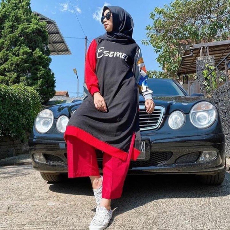 Esemel Tunik Sweater Mickey