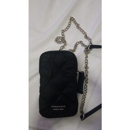Preloved phone bag Stradivarius