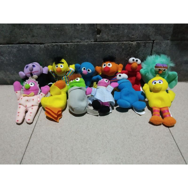 happy meal sesame street mcd