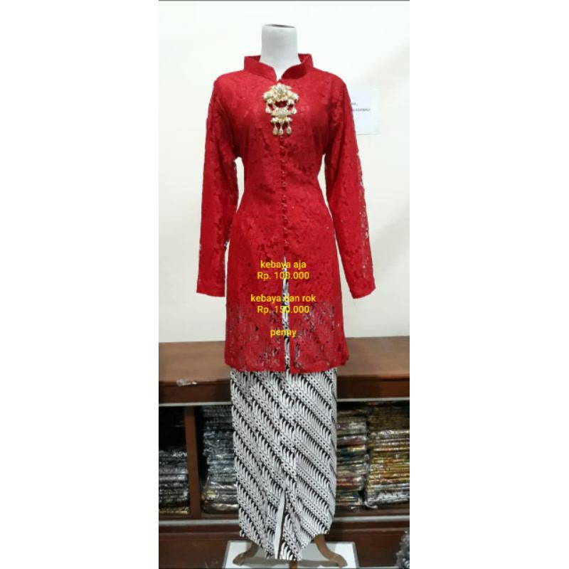 Kebaya Wisuda Orang Tua