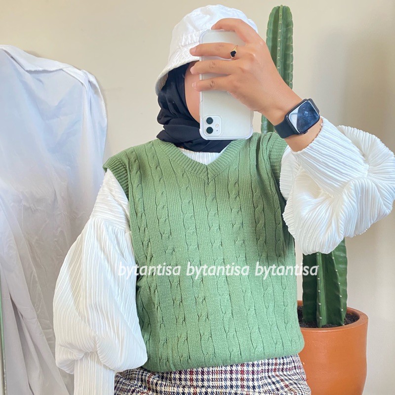 Vest Rajut Delmi | Rompi Rajut V Neck-Matcha Vest