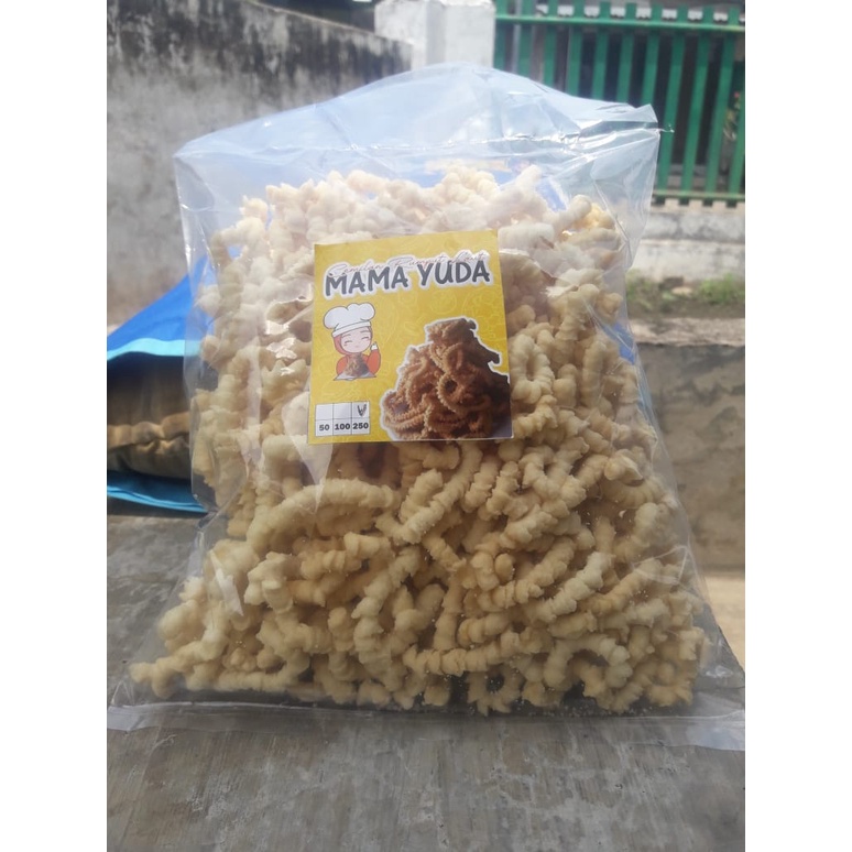 

kripik ulat sutra