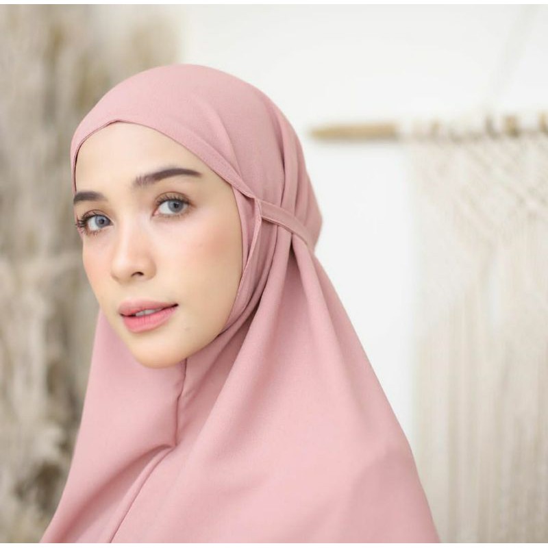 lariza bergo instan ukuran standar