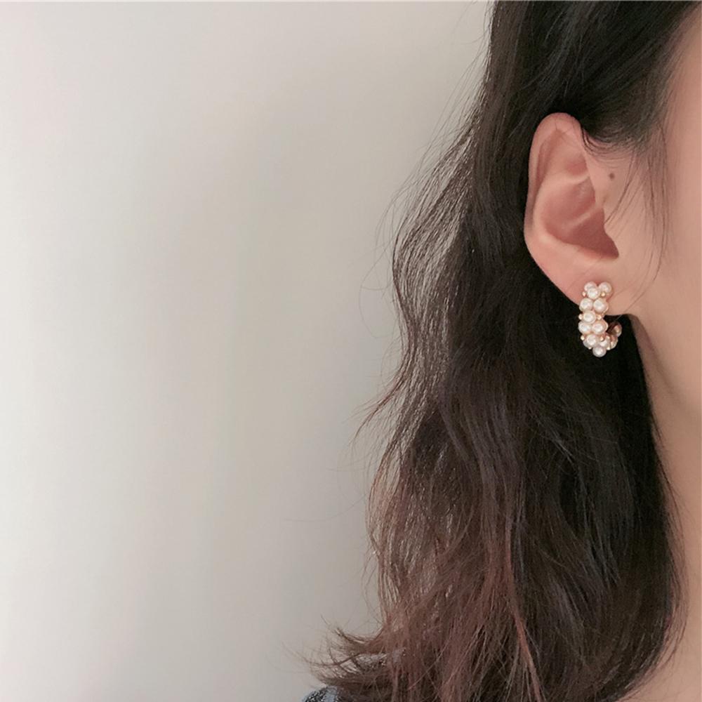 Anting Hoop Agustina Wanita Baru Lingkaran Mutiara Temperamen Handmade Vintage Fashion Jewelry