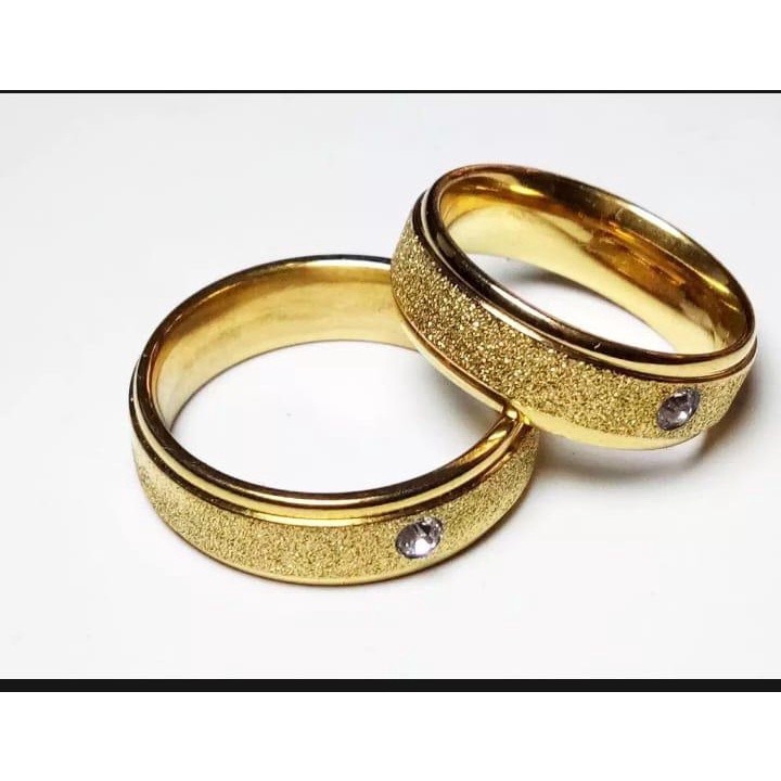 cincin titanium  bisa satuan dan bisa couple (2)cin cin wanita lapis emas gold stainless steel asli premium bagus banget untuk tunangan pasangan sendiri couple untuk hadiah terkasih mewah untuk pria wanita remaja muda mudi temurah grosir aksesoris{satuan]