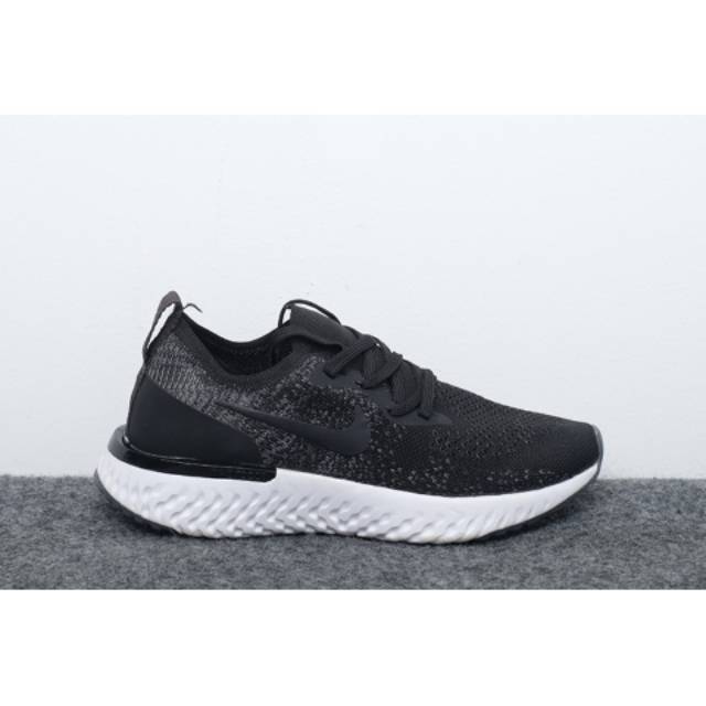 NIKE REACT KIDS
