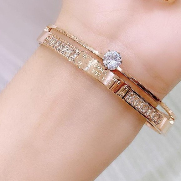 Gelang Tangan Wanita Titanium Premium Anti Karat Berlian Emas 18K Bulat Angka Romawi Ala Bangle fashion korea limited edition