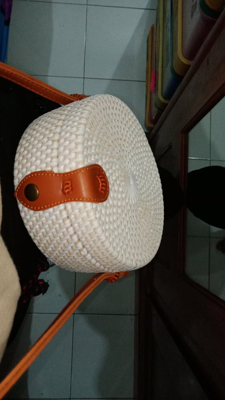 [big Sale] Tas Rotan Bulat Bali Polos Berwarna Ata Murah Diameter 20cm,18cm,15cm