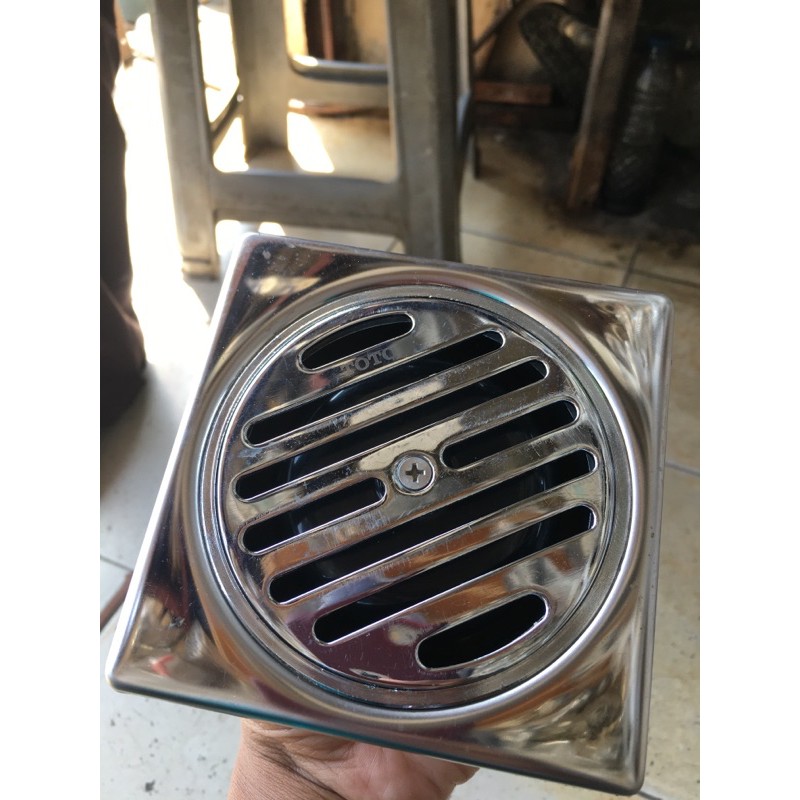 saringan air kamar mandi merk toto