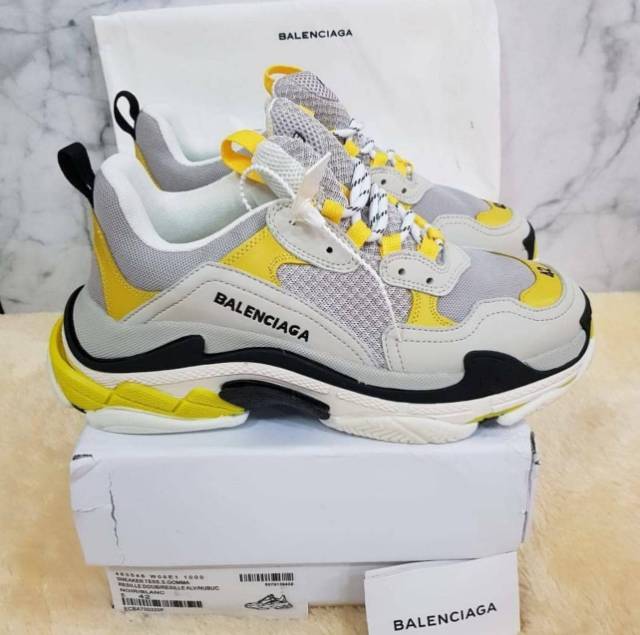 Balenciaga Triple S &quot;Grey Yellow&quot;