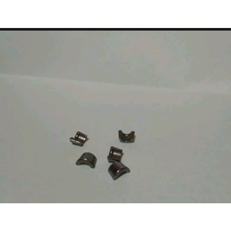 kuku klep  klep Cbr 250 thailand crf 250 pengancing kuncian klep Cbr 250 thailand crf 250