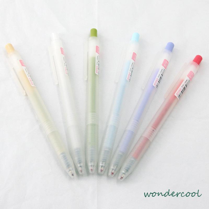 Pena Air Tipe Dorong Buram Transparan 0.5mm Pena Karbon Peluru Pena Gel Mahasiswa Kreatif-Won