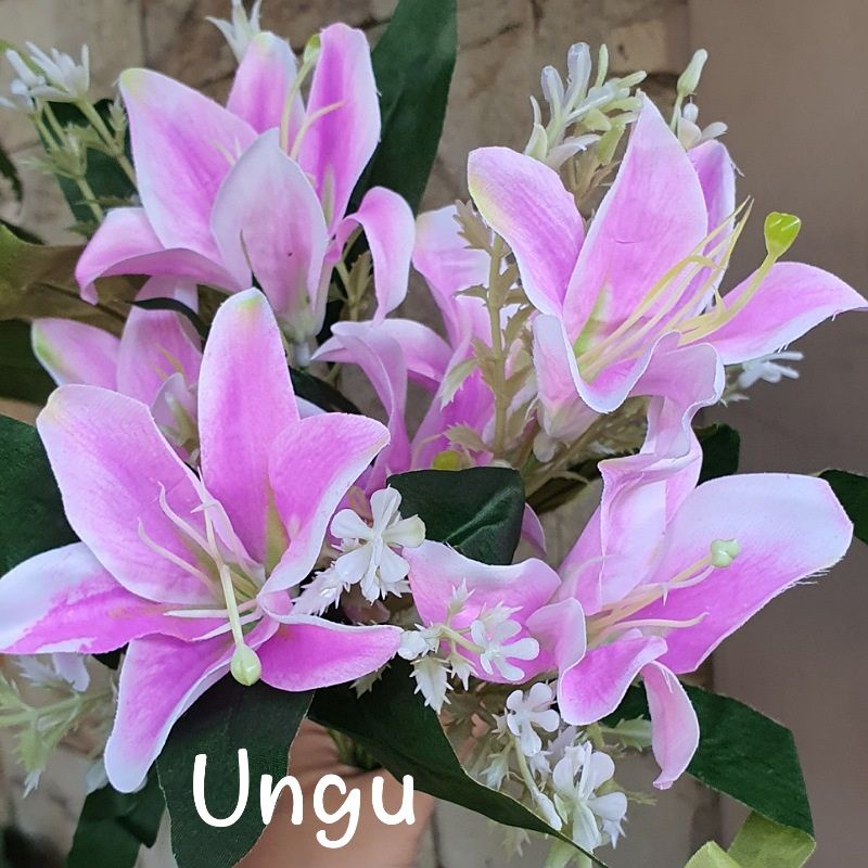 Bunga Lily Besar x7 / Lili Artificial Bunga Hias Plastik [ Tanpa Pot ]