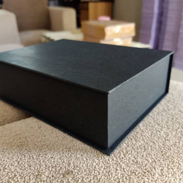 hardbox buku  32x32x10 no custom