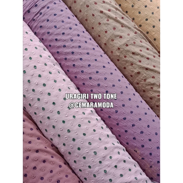 Kain Rayon Crinkle Uragiri Airflow Two Tone PER 0.5M Uragiri Dot Bintik Krinkle Cringkle Kringkel Kringkle Crinkel Cringkel Krinkel Air Flow Kain Hijab Jilbab Baju Gamis Kerudung