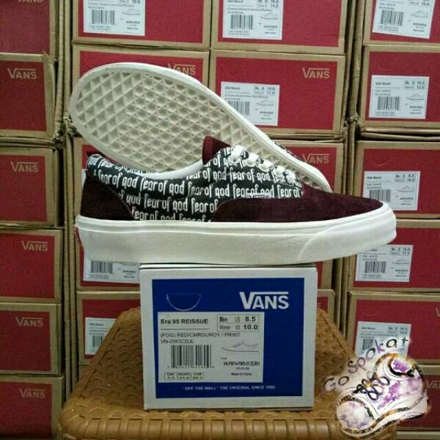SEPATU VANS ERA FEAR OF GOD RED . CMRDUROY PRINT
