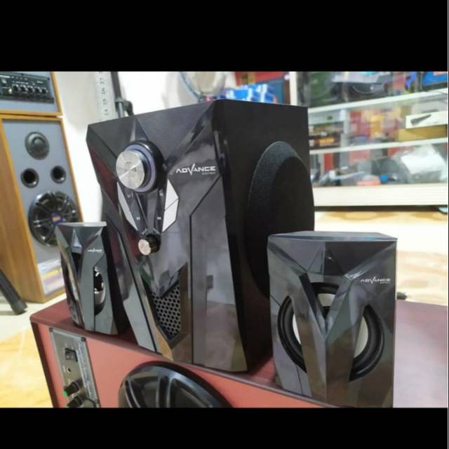 Speaker aktif advance