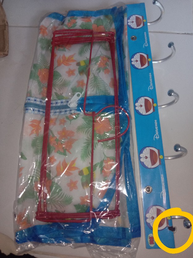 Kapstok Gantungan Baju Karakter