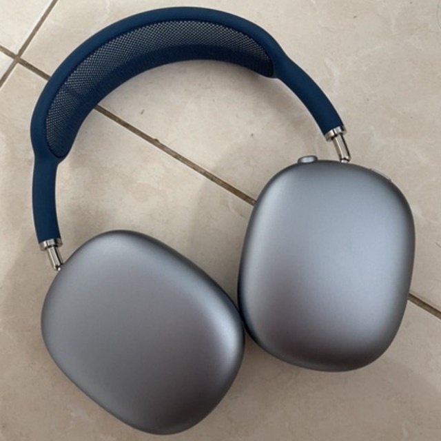 preloved original airpod max original sky blue