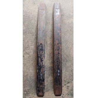 Besi Baja Per Mobil Jeep Willys Gen 2. Panjang 58 cm. Made in U.S.A. Barang Lama.