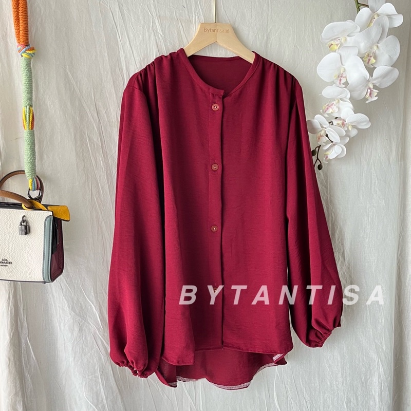 BLOUSE KANCING HIDUP CRINGKLE BAHAN JATUH ADEM FLOWLY LENGAN BALON KARET