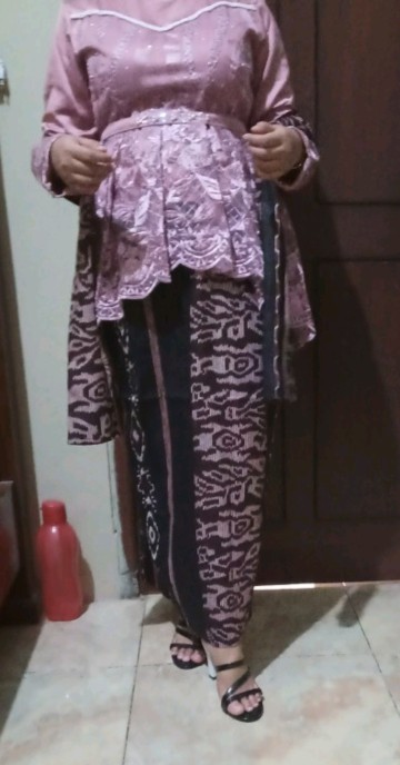 New Arrival Solo Batik Couple Violeta Aplikasi Payet Best Seller