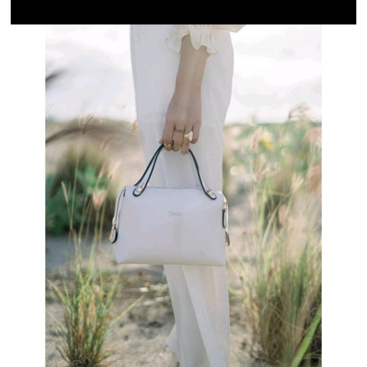 SLING BAG S 135 FLICKA